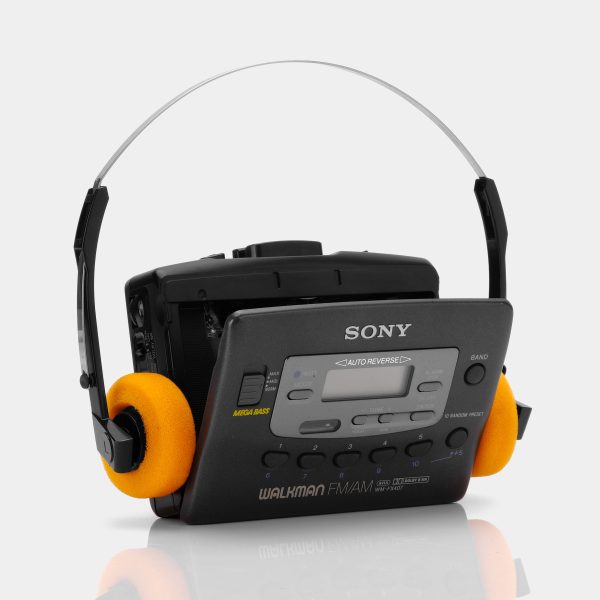 Sony Walkman WM-FX407 AM FM Portable Cassette Player (B-Grade) For Sale - Image 2